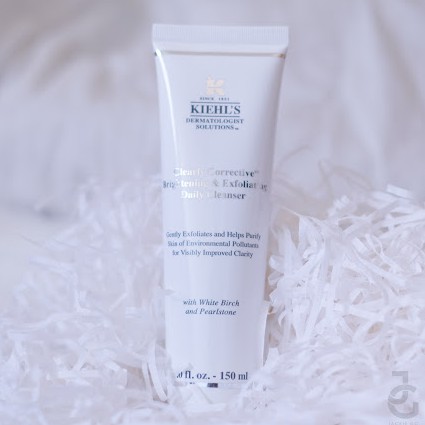 KIEHLS Clearly Corrective Brightening &amp; Exfoliating Daily Cleanser 150ml