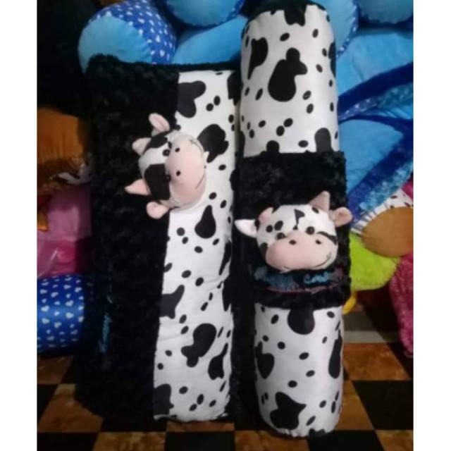 Set Bantal guling cinta karakter