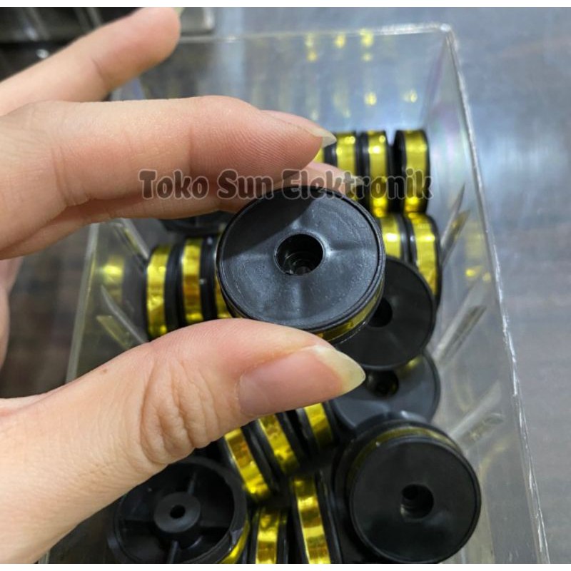Chassis feet kaki box gold pvc plastik amplifier