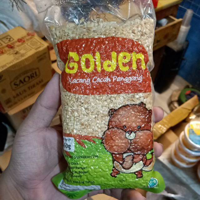 

Kacang Cacah Sangrai Golden 250g