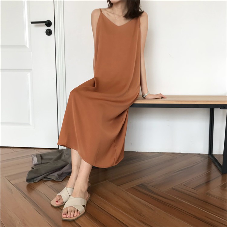 Long Dress V-Neck Model Longgar 2 Warna Gaya Korea