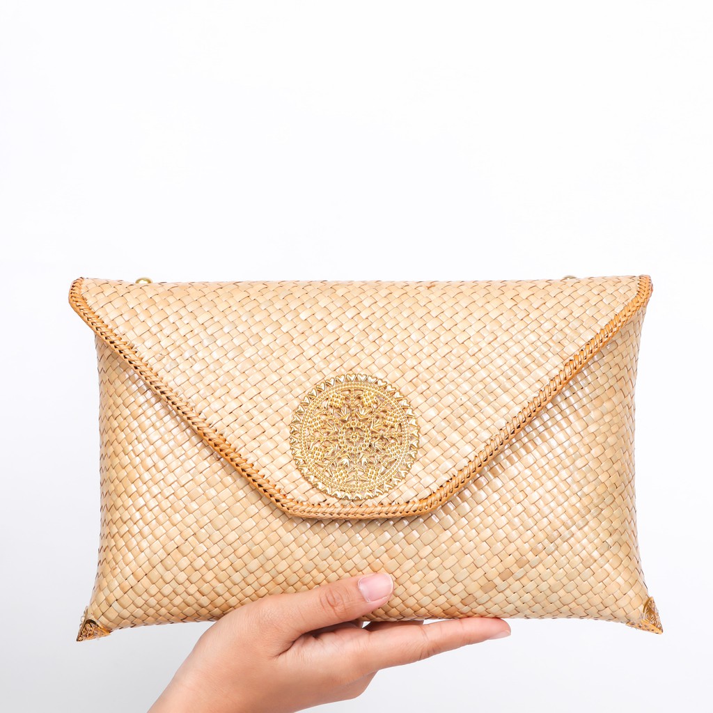 Dompet Clutch Pesta Wanita Handmade Asli Anyaman Dengan Tali Selempang