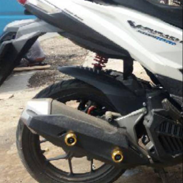 Huger spakbor kolong vario 150 125 LED esp hitam dop doff