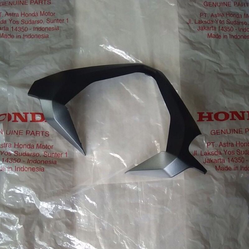 cover lis spidometer Vario 150 new original