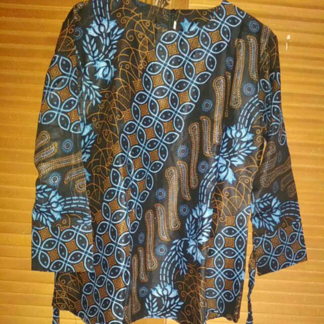 Atasan Batik Wanita Motif Batik Dianputri Seragam