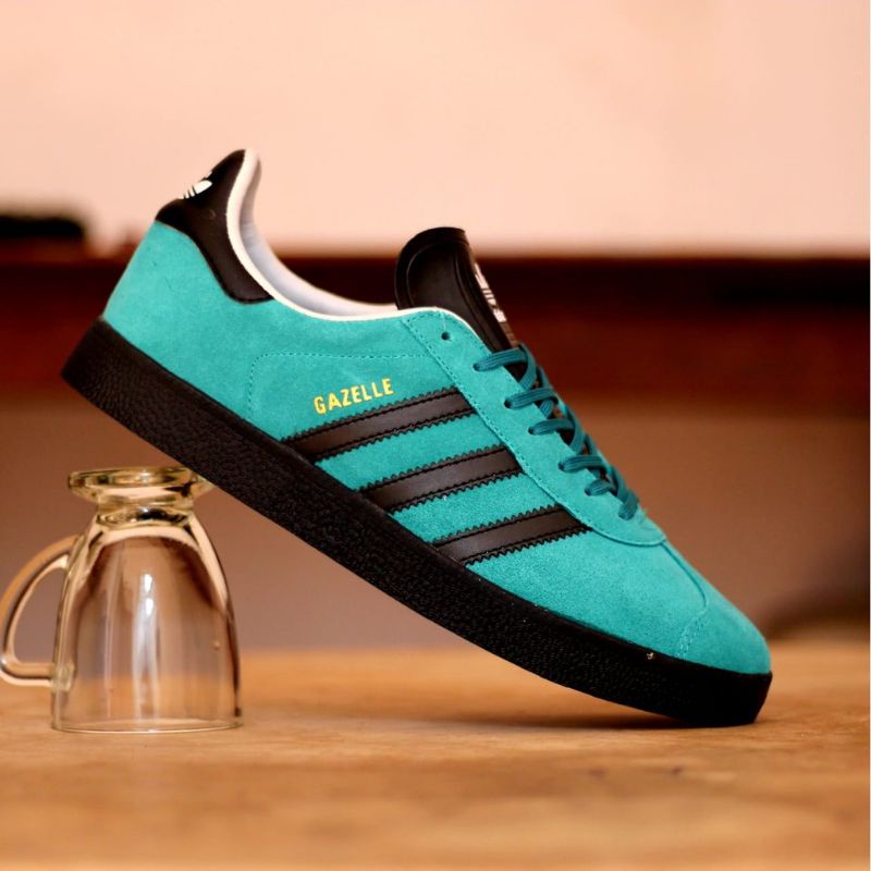 adidas gazelle tosca black