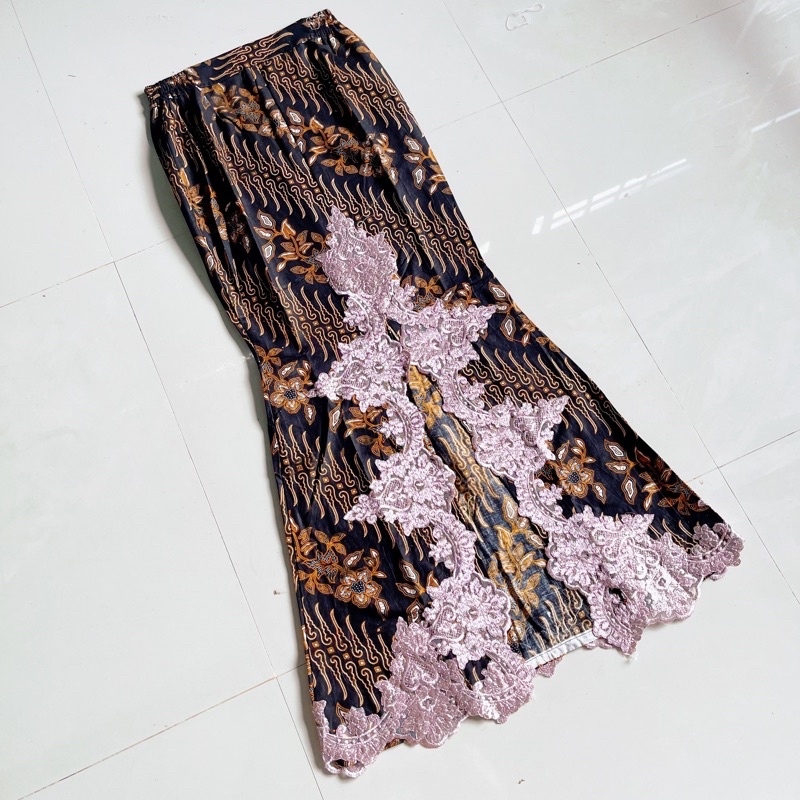 ROK DUYUNG MODIFIKASI/MOTIF BATIK