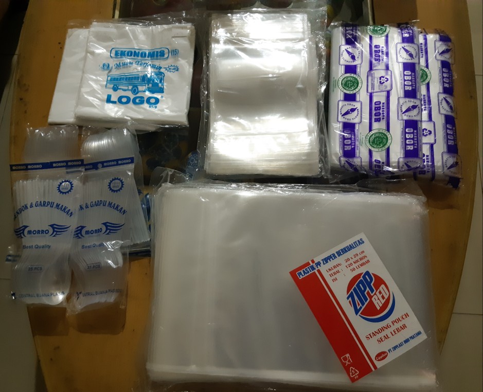 Standing Pouch Pp Klip + Zip 20x29 Isi 50 Pcs / Standing Pouch 20x29 Pp Klip Zipper Lock Isi 50pcs