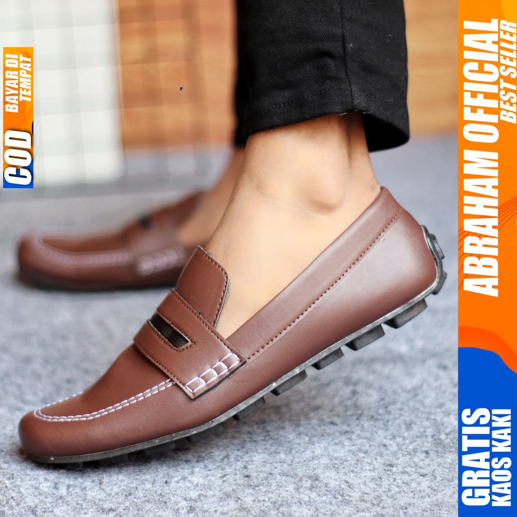 Sepatu Formal Pria Sepatu Casual Pria Kulit Sintetis Slop Sepatu Pantofel Kerja Kantor Kuliah Kondangan Sepatu Hitam Pria TYSO ABRAHAM