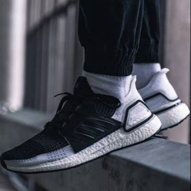 adidas ultra boost 2019 multicolor