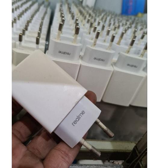 Sd31au22c– ADAPTOR BEKAS ORI 100%  REALME 2a