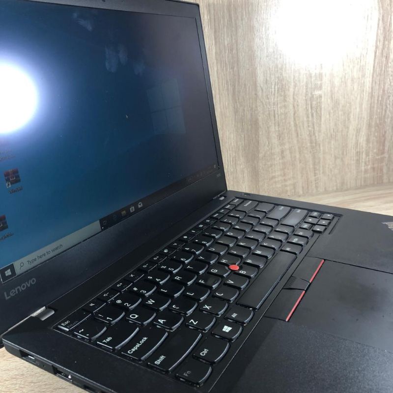 Laptop  LENOVO THINKPAD Core i5 / i7 RAM 8GB SSD 256 Mulus Bergaransi