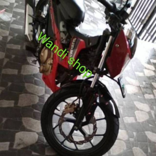 Spakbor depan variasi satria Fu