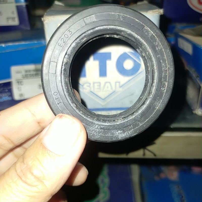 OIL SEAL 32 52 11 TTO