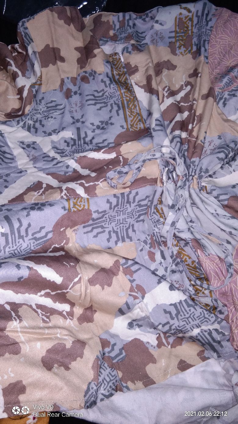 Nima 330870 - Atasan Batik Modern