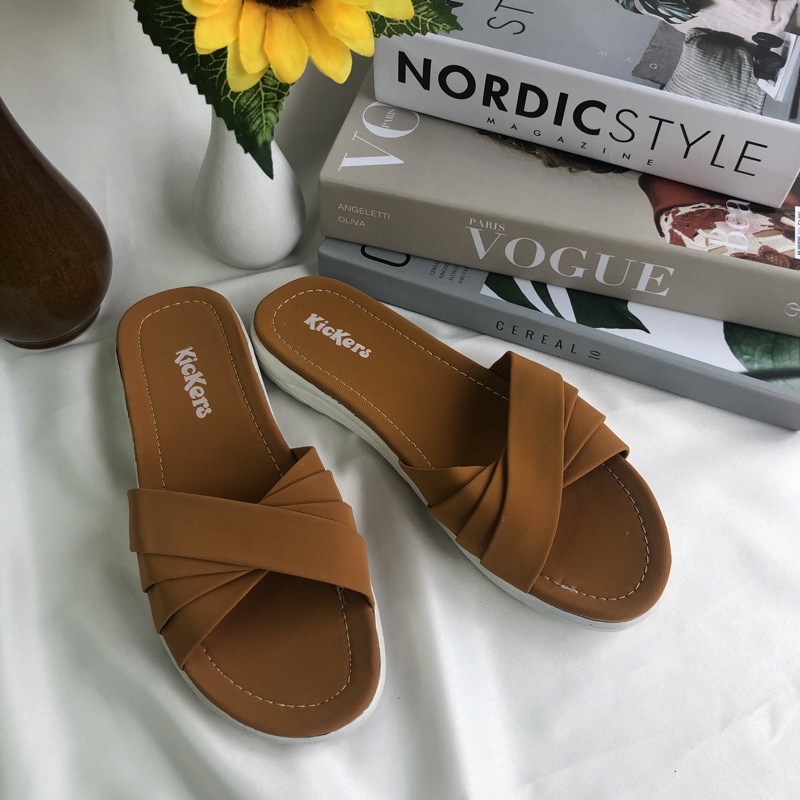 sandal cewek SLOP KIPAS 1 SENDAL wanita termurah terlaris Sandal Slop Slip On Teplek Wanita Sandal Cewek sandal teplek sandal flat Terbaru emaja Kekinian / Sendal Teplek Selop Flip Flop Perempuan