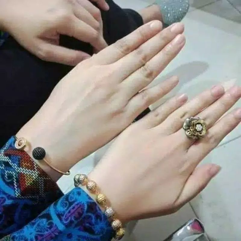 hb racikan whitening