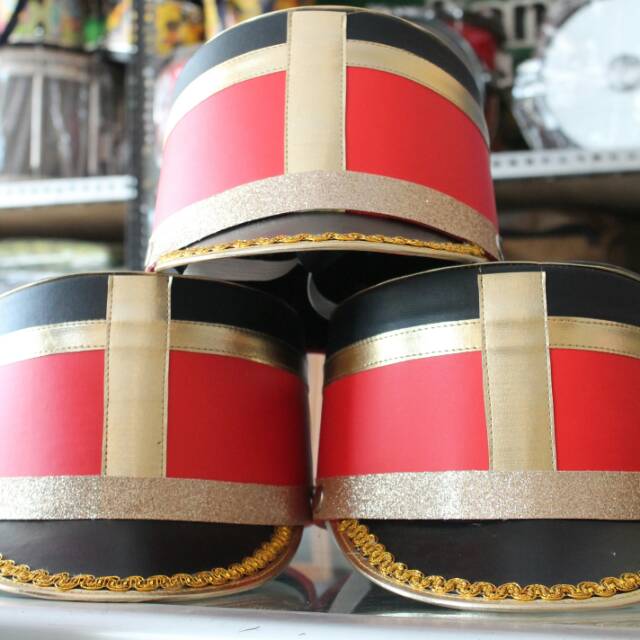 Topi drum band ukuran SD
