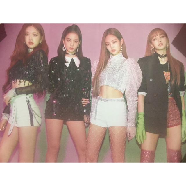 BLACKPINK OFFICIAL POSTER ALBUM SQUARE UP
