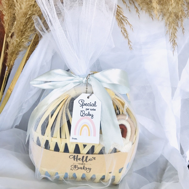 

Hampers baby newborn / kado lahiran ekonomis