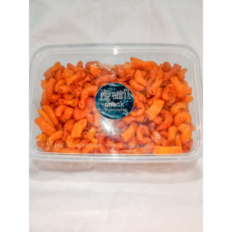 

makanan ringan makruni / camilan snack makaroni pedas/asin