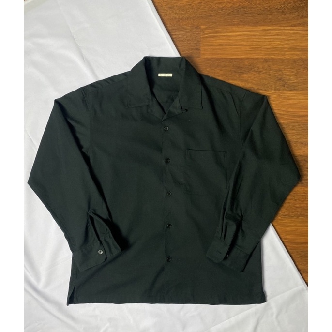 Open Collar Shirt Hitam GU