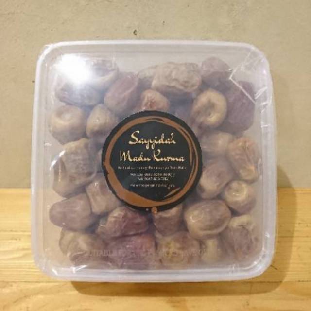 

Kurma SUKARI Premium 1kg