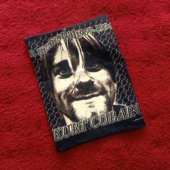 Kaos Band Nirvana Kurt Cobain Bootleg Tag Moving Blue Vintage