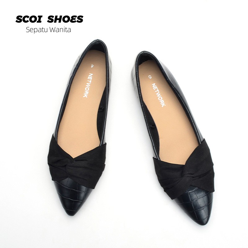 Sepatu Flat Wanita Yang Diimpor Dengan Ujung Runcing Busur Ballet Flat - Scoi Shoes