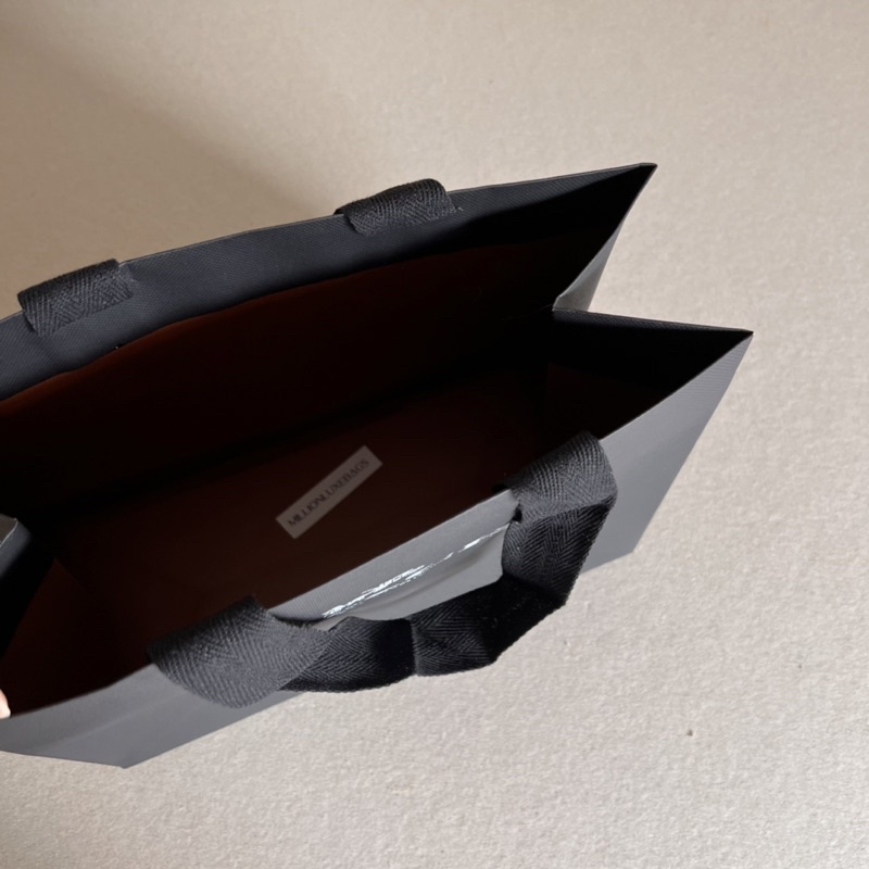 

RB Coach Black Paperbag Original 100% Ukuran 27.5x21x12.5cm