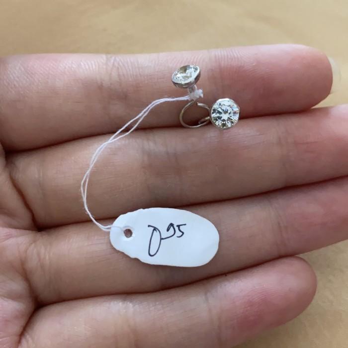 Nay / Anting Toge Mas Putih Kadar 750 75% Asli Emas