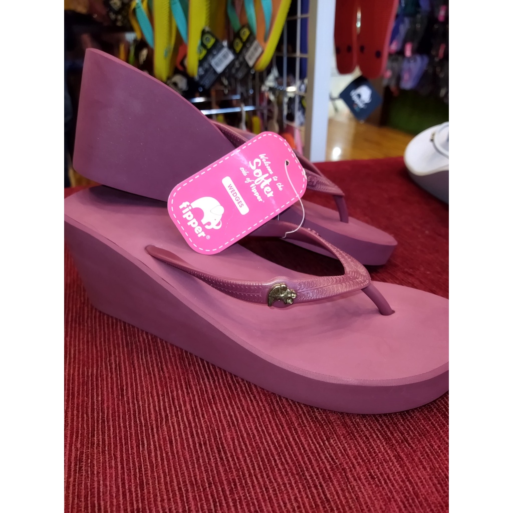 Sendal Wanita Fipper Wedges Maroon
