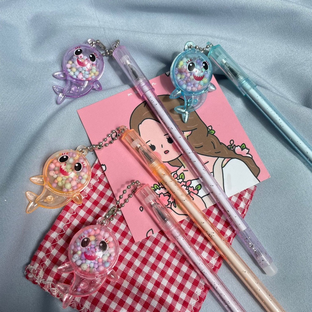 PAKET PULPEN 4/8/12 PCS PEN GANTUNGAN BABY SHARKS SUPER CUTE HARGA TERMURAH UNIK LENGKAP HARGA LEBIH MURAH STATIONARY IMUT BUNDLE 1 SET BEST IMPORT QUALITY BISA GROSIR DAN COD