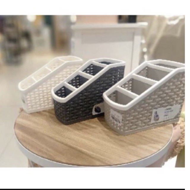 TEMPAT REMOTE 4 LUBANG / REMOTE STORAGE INFORMA