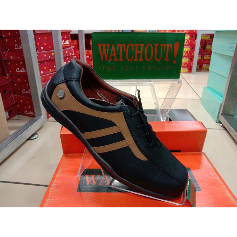 sepatu watchout