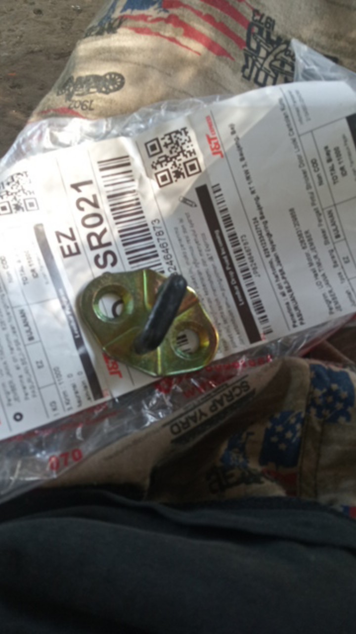 Steker Pengait Pintu/ Stricker Door Lock/ Cantolan Kunci Pintu T120ss/ Futura/ Ragasa Merk Wakasa