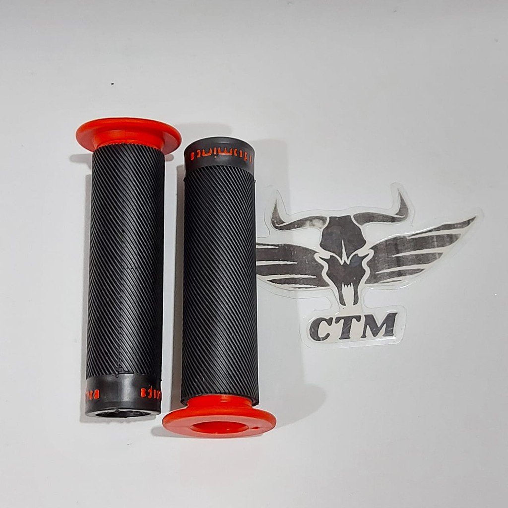 HANDGRIP GRIP MODEL BULU BISA UNTUK SEMUA MOTOR