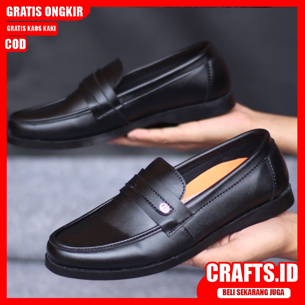 CRFTS X DTS Sepatu Slip On Pria Kulit Asli Sepatu Pria Casual Pantofel Kerja Sepatu Kasual Cowok/Cowo Santai Gaya Keren Kekinian AntiSlip Termurah