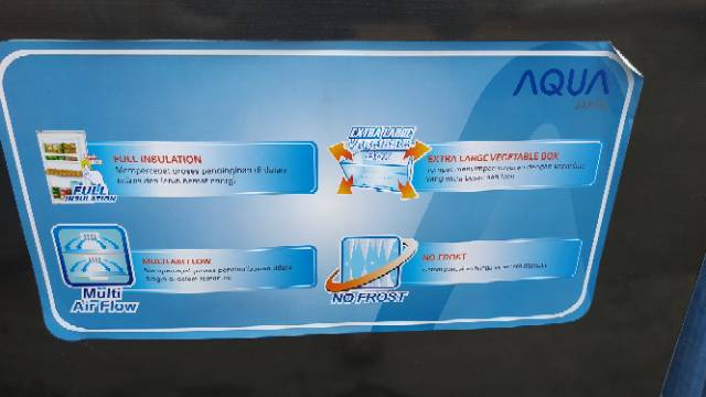 Kulkas 2 pintu Aqua AQR D 251