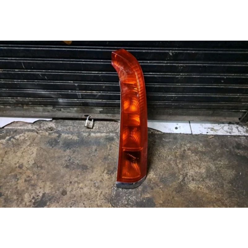 stoplamp lampu belakang honda stream 2002