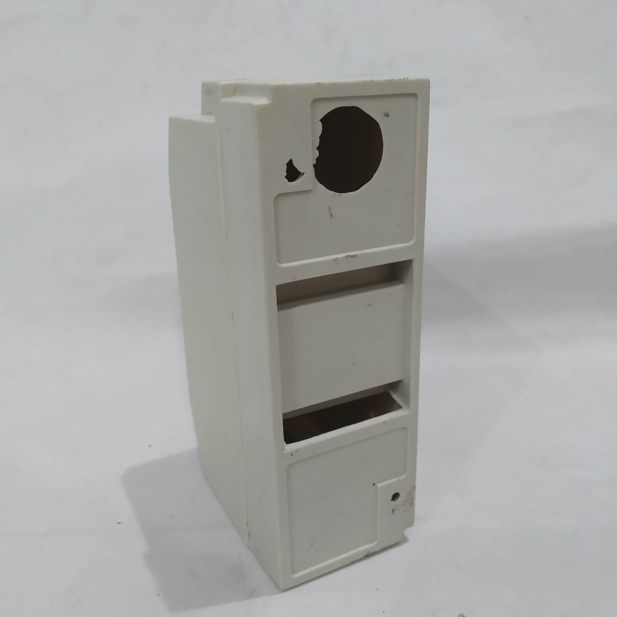 Box MCB 1 Grup Abu Abu
