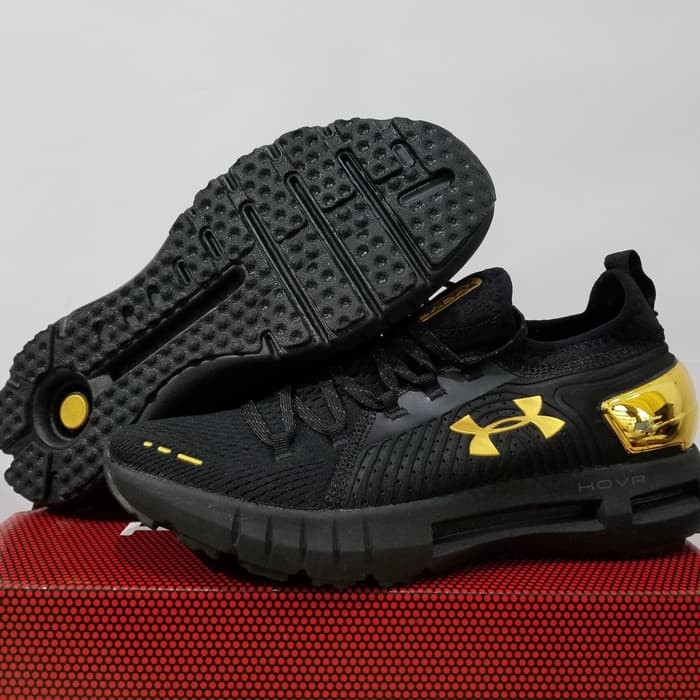 under armour hovr gold