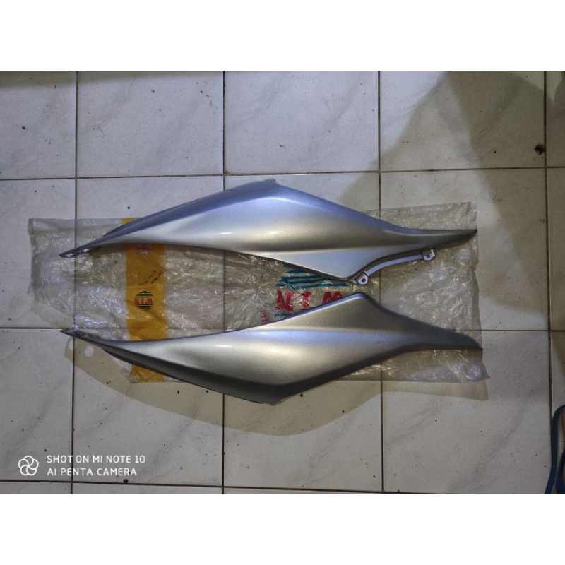 Cover Body Kanan Kiri Revo Absolute Silver Kualitas Original