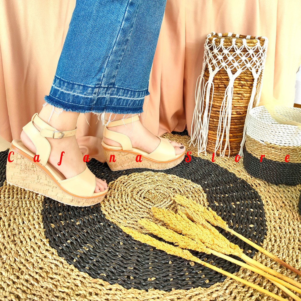 Wedges Wanita Premium Gleesya SDW342