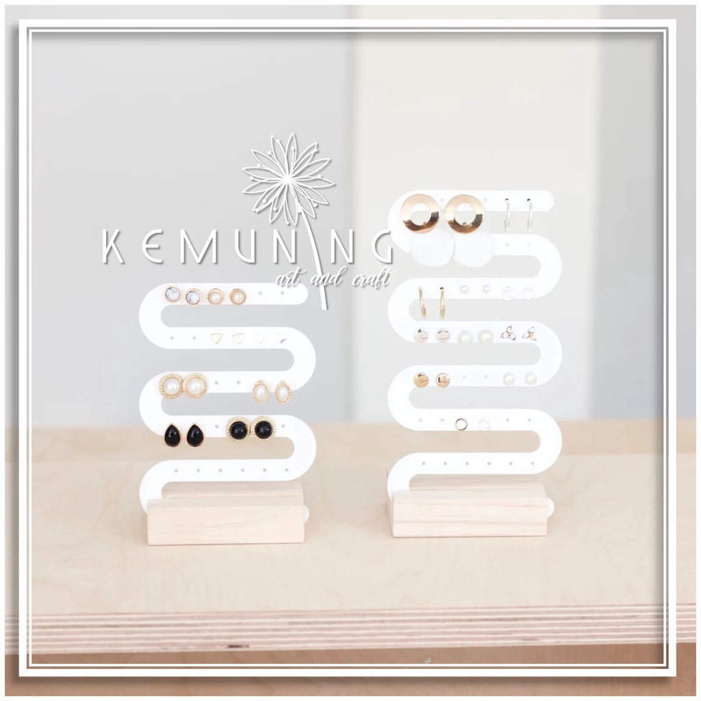 ZIGZAG DISPLAY EARRING / TEMPAT ANTING-ANTING ZIGZAG