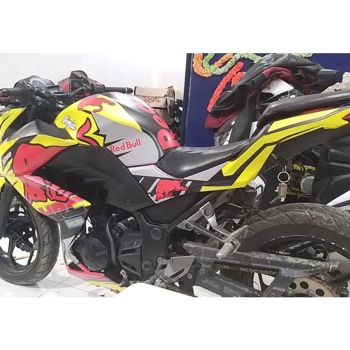 Stiker Decal Full Body kawasaki Z250 Motif Z250  redbull