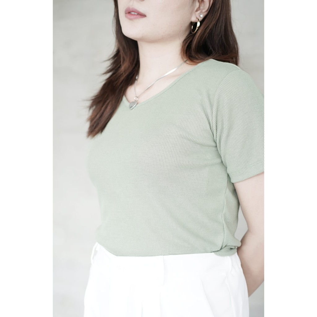 Olivia Vneck Crop Top Atasan Wanita Blouse