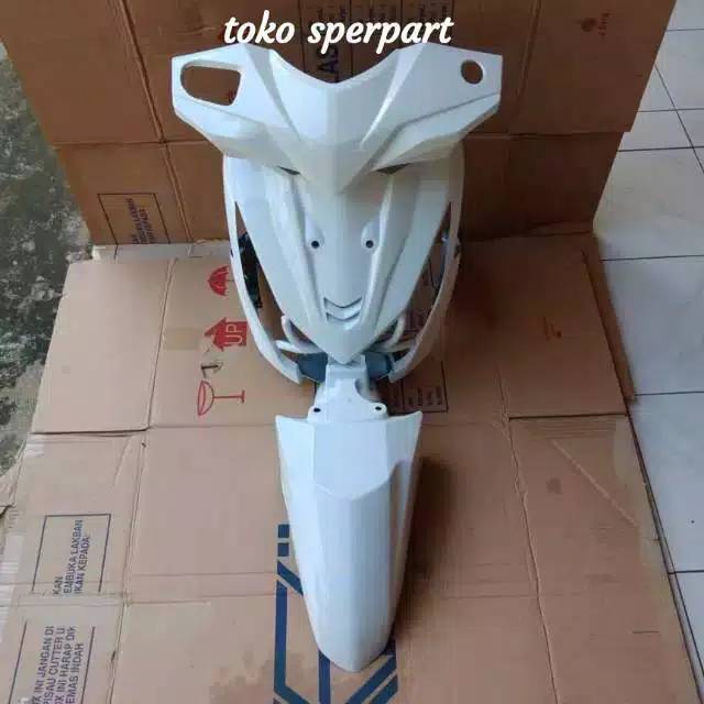 Cover body depan honda beat fi 2013-2014 putih