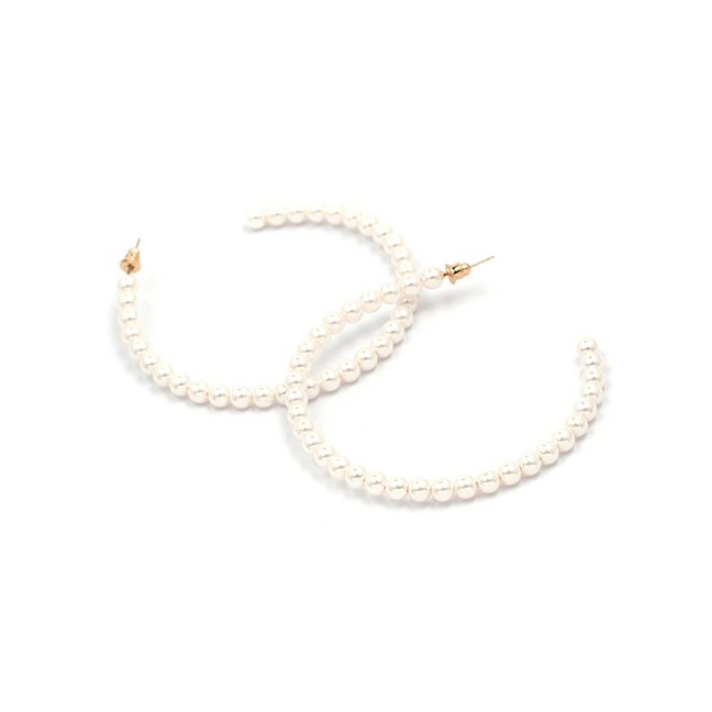 LRC Anting Tusuk Fashion White Round Shape Decorated Earrings