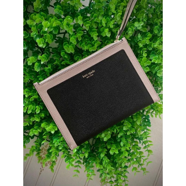 Kate Spade Margaux Small Wrislet Black nwt